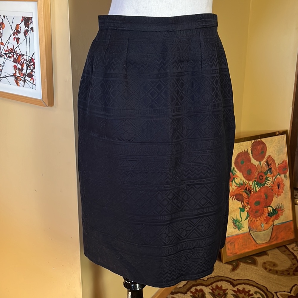 Vtg GIVENCHY Couture Size: EU 42 Monochrome Textured Classic Pencil Elegant NEW